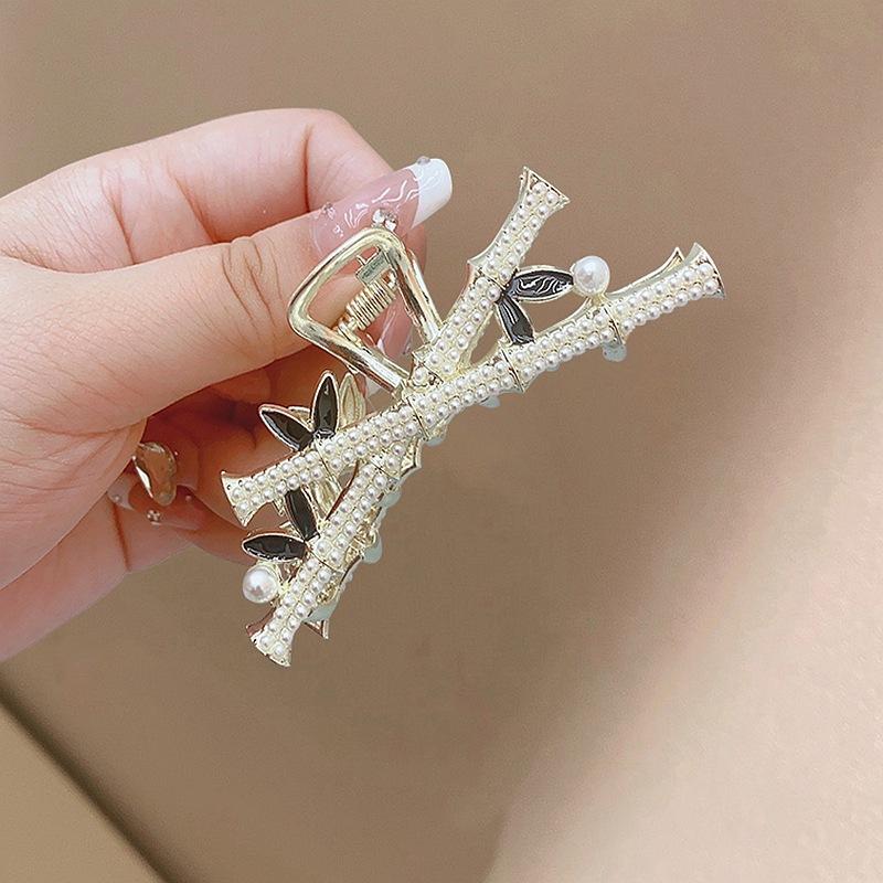 Fashion Bow Pearl Rhinestone Flower Grab Clip Temperament Half Tie Hairpin Disc Hair Shark Clip
