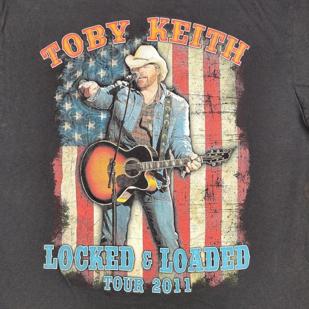 

Toby Keith Locked & Loaded Tour 2011 Shirt Classic Black Unisex S-5XL Unisex T-Shirt L