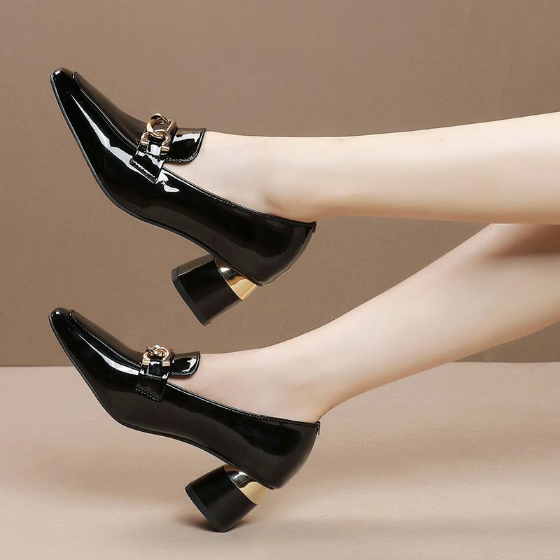 Square Heel Metal Chain Pumps Loafer Women Shoes Fashion Slip on Slipper Luxury Design Casual Mary Janes Shoes Spring Summer