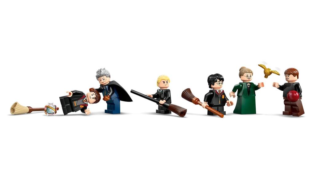 LEGO Harry Potter 76447 - Schloss Hogwarts: Besenflugstunde