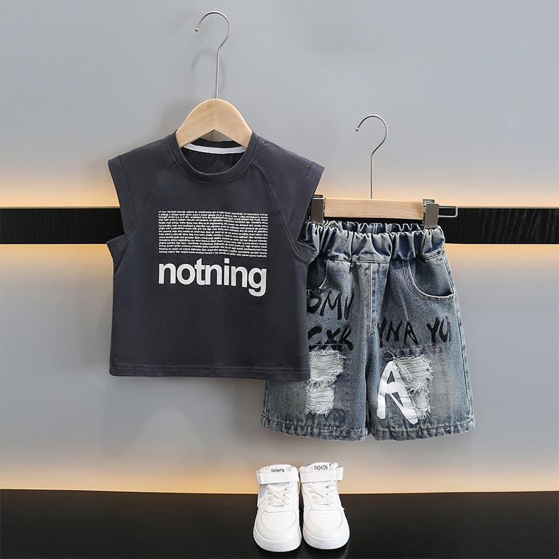 

Модный летний комплект без рукавов для мальчиков - Новинка моды 2025 140 cm серый