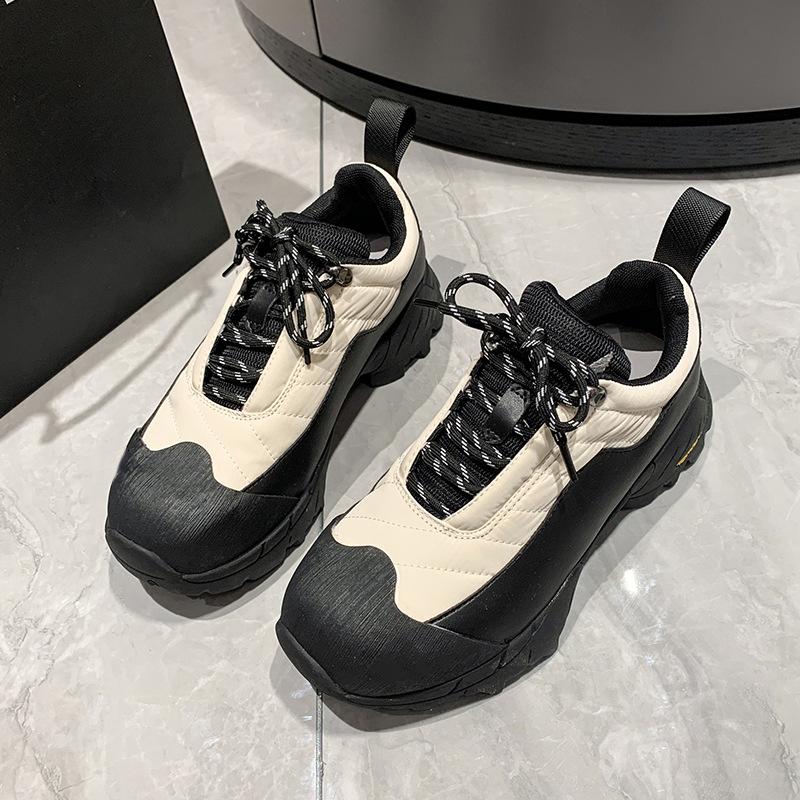 Fashionable and Minimalist Sports Hiking Shoes Casual Lace Up Retro and Versatile Sports Single Shoes