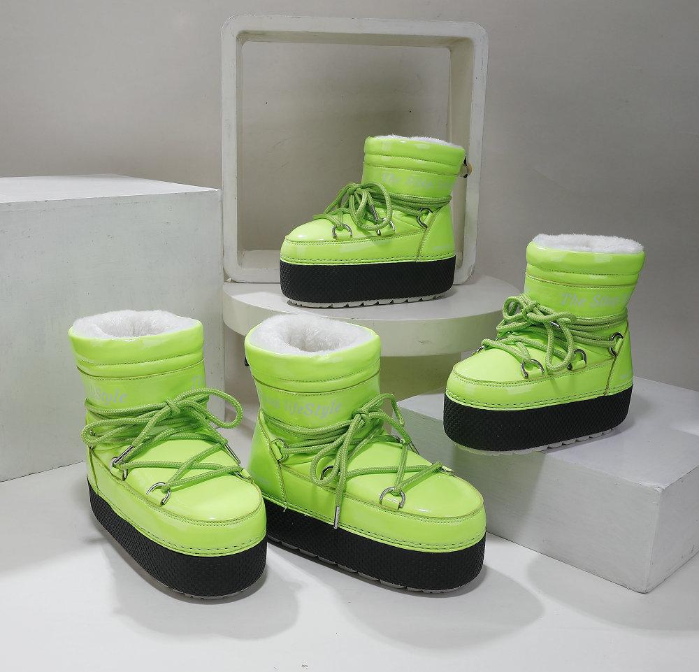 Nine-color snowflake custom parent-child space boots travel skiing moon sneakers medium tube waterproof, warm and cold-resistant snow boots