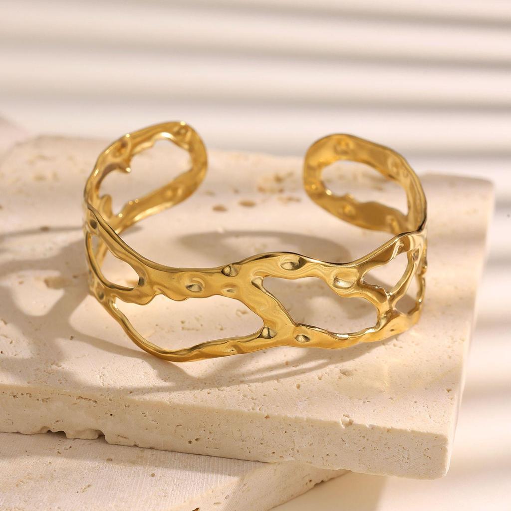 Stylish 18K Gold-Plated Hollow-Out Titanium Steel Bracelet - Non-Fading, High-Grade Open Design