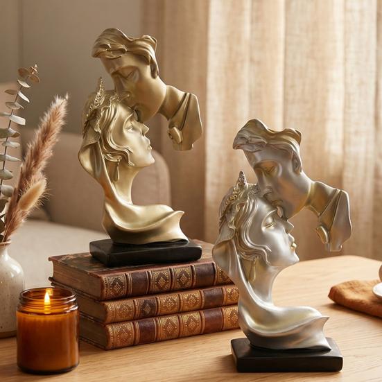 Weighted Base Sculpture Couples Kiss Sculpture, Abstract Couple Home Art Decor, Resin Minimalist Matte Black Statue Decoration, Romantic Used