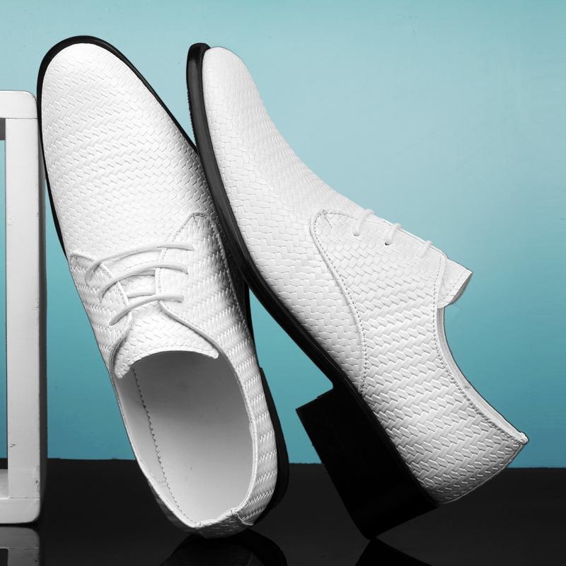 Classic Luxury Men's Leather Shoes Office Business Shoes Men's Banquet Shoes Elevated Shoes Red Durable Casual Shoes Pointed