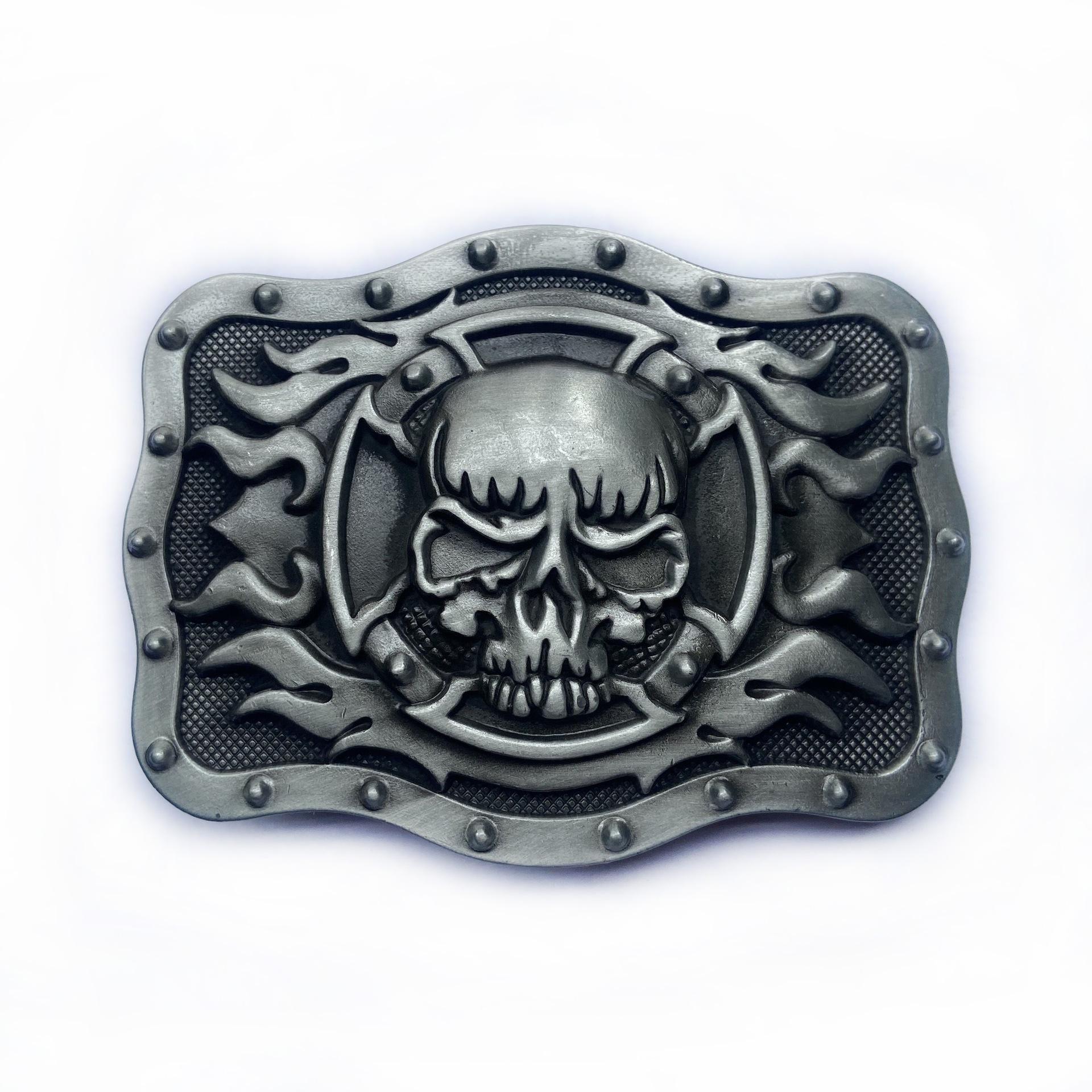Black Skull Letter Smooth Belt Buckle - Fashionable European & American Style