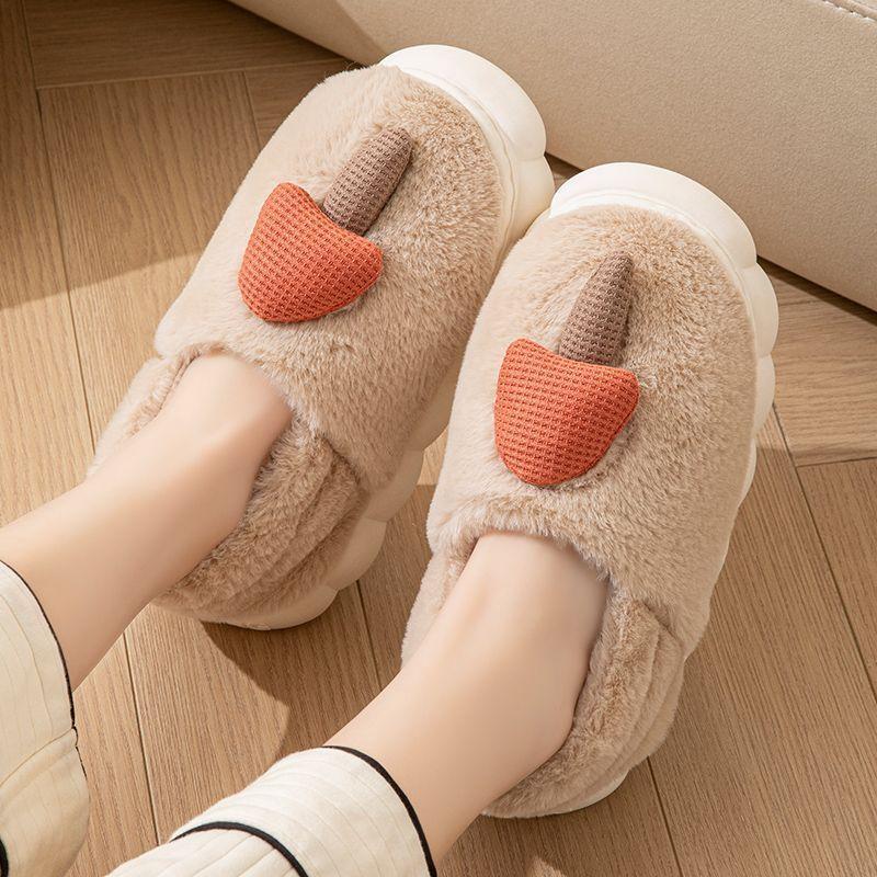 Stepping on shit cotton slippers can be worn outside in men's and women's seasons, indoor home non-slip thick-bottomed warm plush slippers