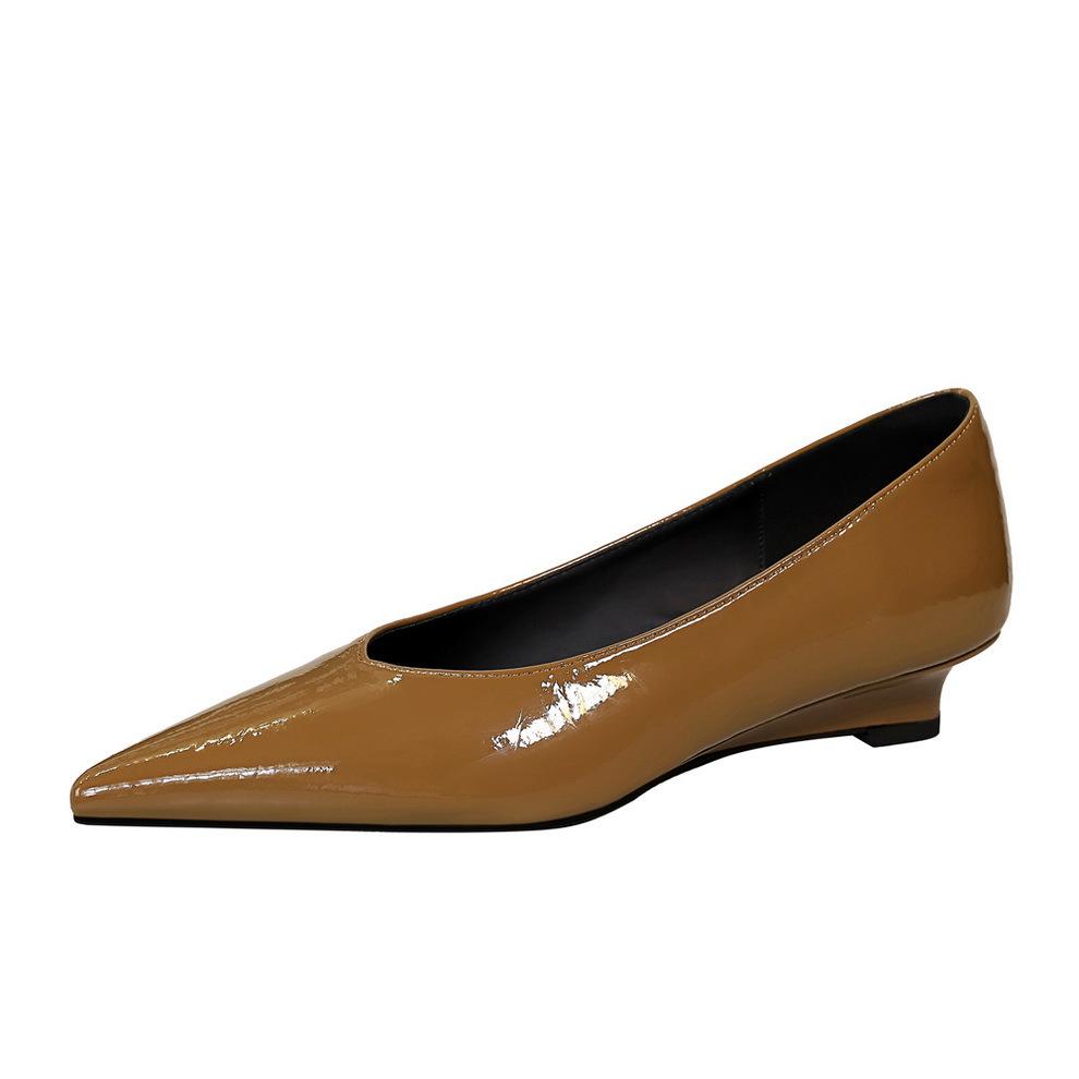 European American banquet women's shoes pointed commuter casual shallow mouth versatile flat-bottomed tapered heel shoes