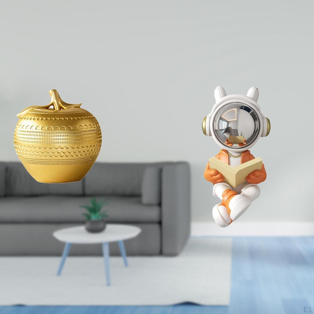 Modern Astronaut Resin Figurine Sculpture Simple Fruit Art for Tabletop Bookshelf Dining Room