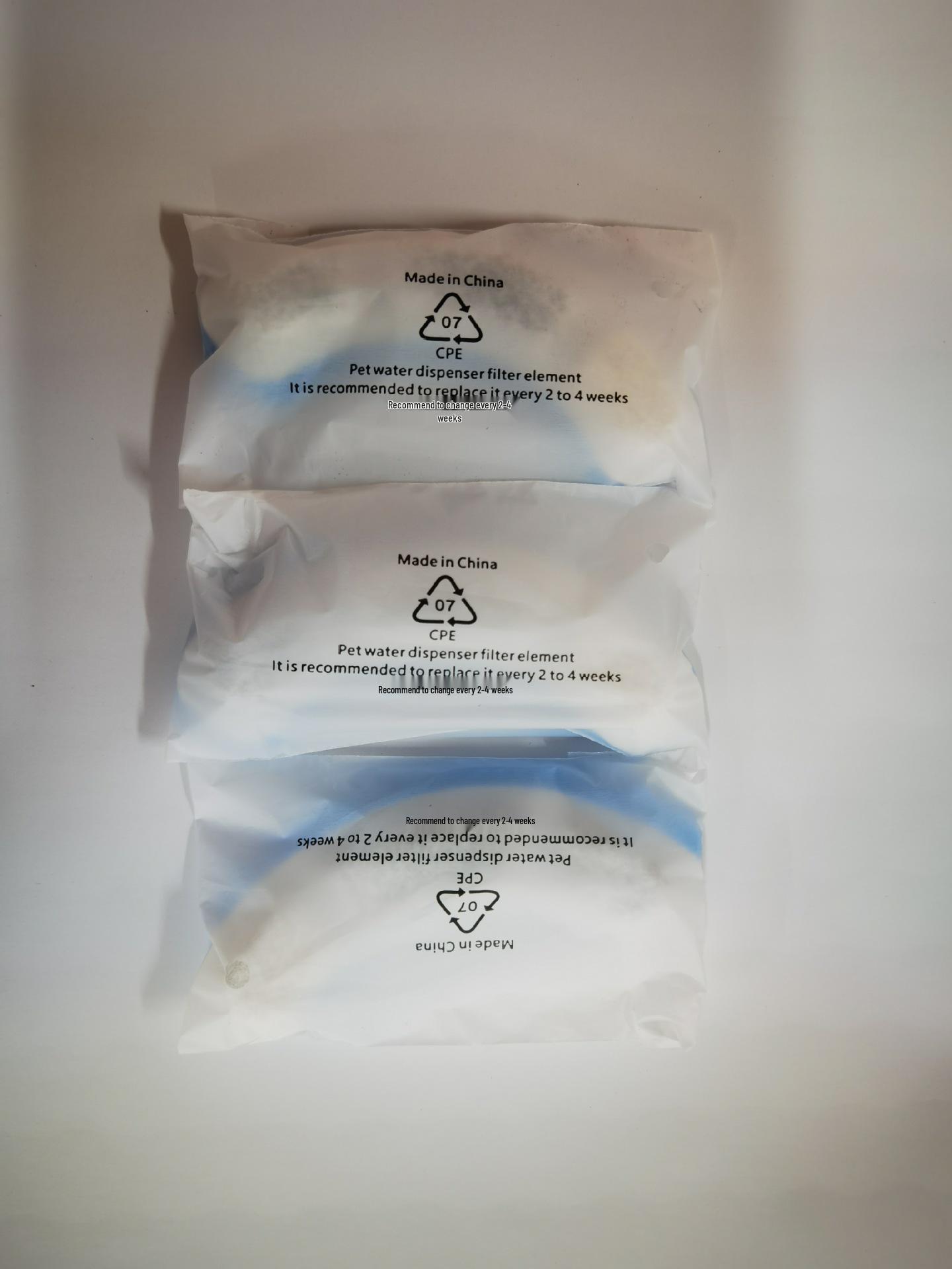 

Automatic USB Pet Water Fountain with Circulating Filtration for Cats Filter Cartridge