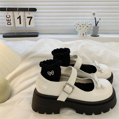 Shallow Mouth New Women's Spring Platform Shoes Mary Jane Women's Versatile College Style Retro 2024 Small Leather Shoes Single Shoes