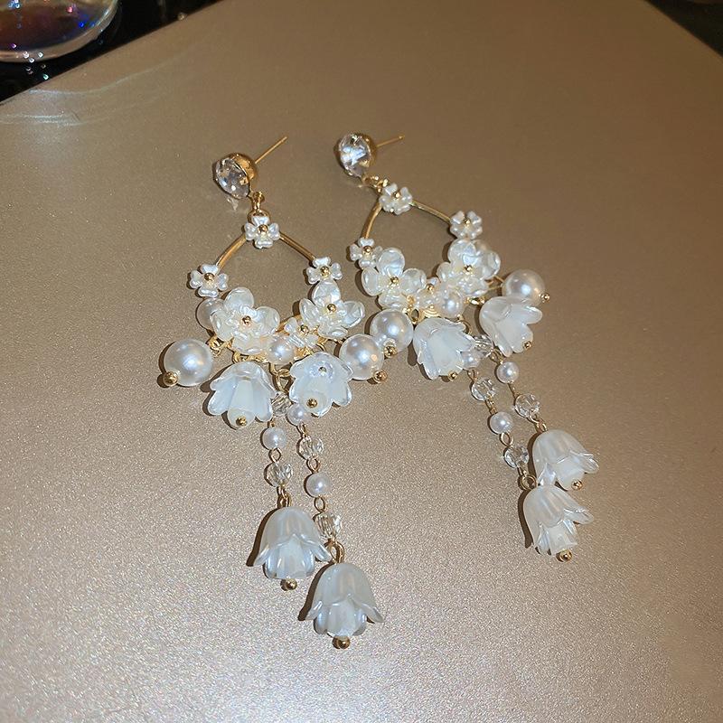 Holiday style diamond-set artificial crystal pearl flower silver needle earrings fashionable sweet and elegant temperament earrings