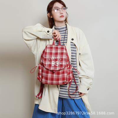 A Niche Retro Checkered Backpack for Women, A Casual Schoolbag for Autumn and Winter