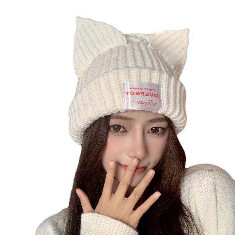 Nischendesign personalisierte Katzen- und Schweineohren gestrickte Wollmütze niedliche Herbst- und Winter-Warm-Ohrenschutz-Tasche Kopfmütze