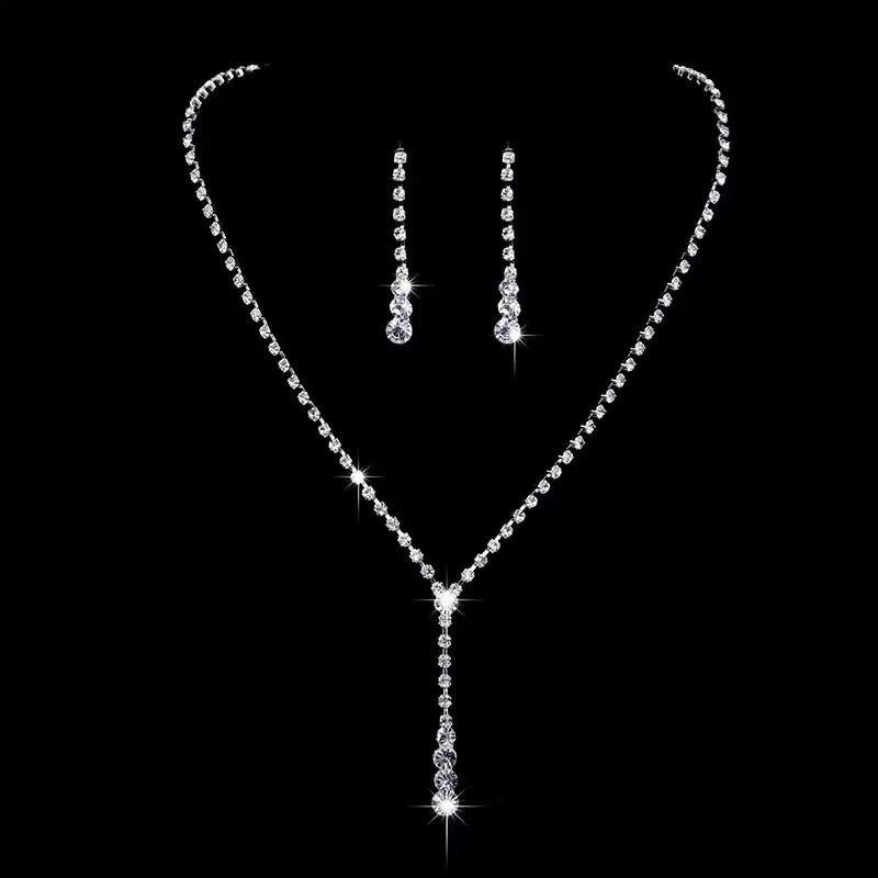 Elegant Geometric Necklace Set For Women With Crystal Pendant For Evening Parties