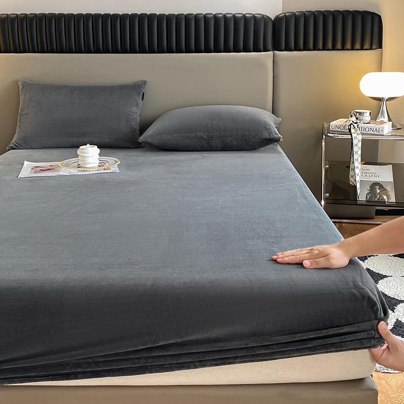 

Комплект из 3 предметов: мягкая бархатная простыня на резинке и наволочка, теплый чехол для матраса с резинками, нескользящая простыня для двуспальных кроватей размера «queen-size» 80x190x28cm