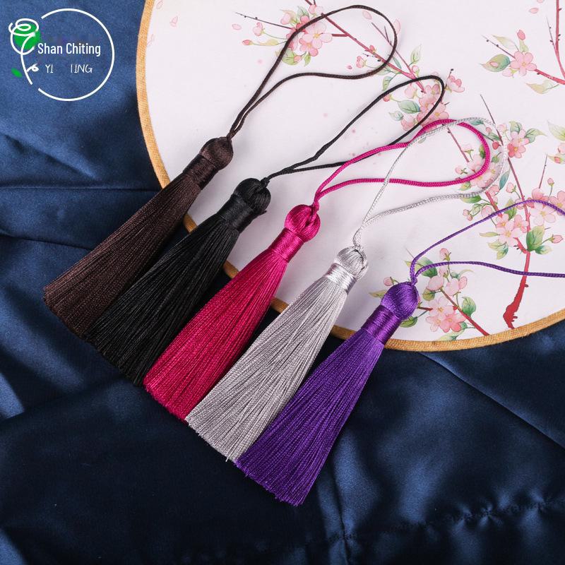 Cercei cu ciucuri de 8 cm: Bijuterii DIY și accesorii cu pandantive cu noduri chinezești.