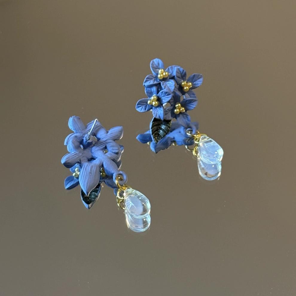 

Silver needle light luxury blue leaf stud earrings female, small fresh and sweet water drop flower earrings earrings синий
