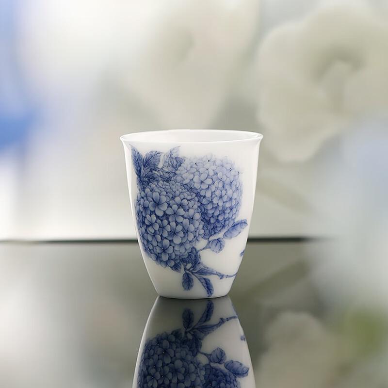 Longxun Kiln Master Huang Xudong Ice Crystal Jade Porcelain Fragrance Retaining Tea Cup