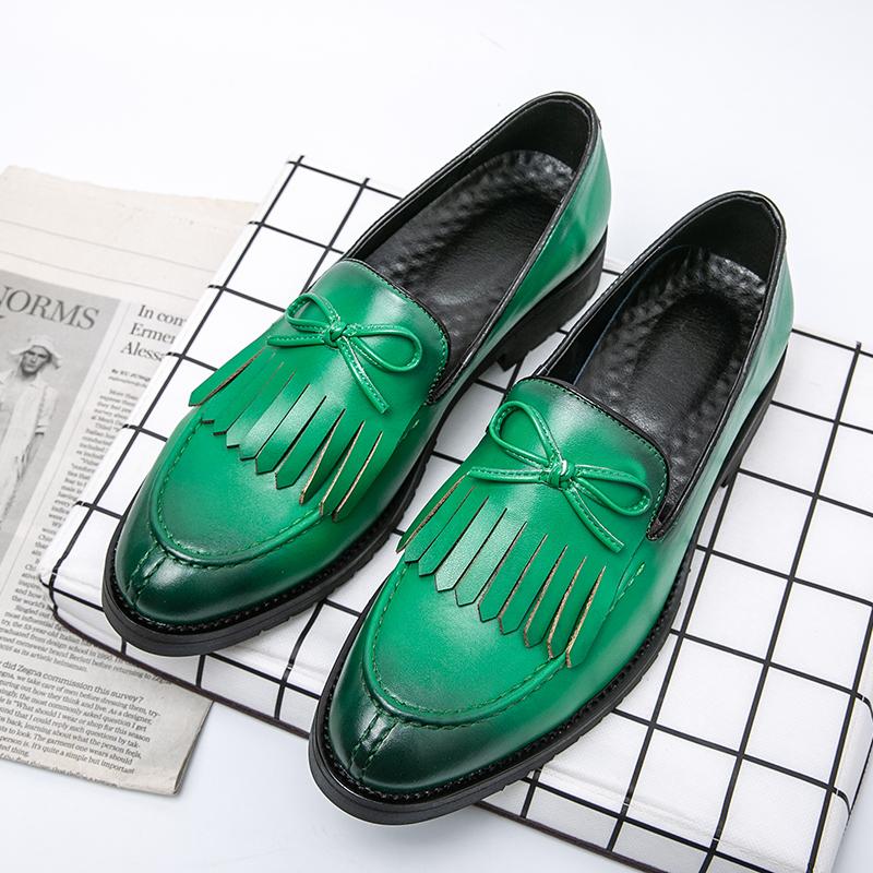 Designer Style Dress Shoes for Men Fashion Green New Business Casual Shoes Slip On Leather Shoes Tassel Men Wedding Party Shoes