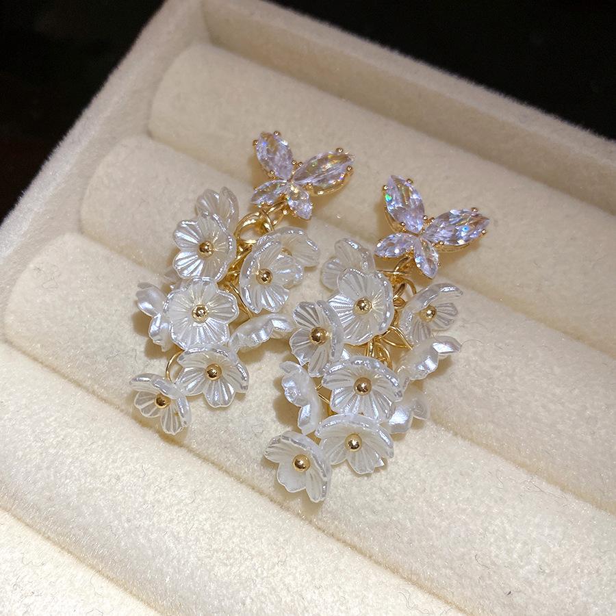 

K real gold electroplated silver needle zircon flower fringed earrings simple fashion stud earrings light luxury high-end earrings women