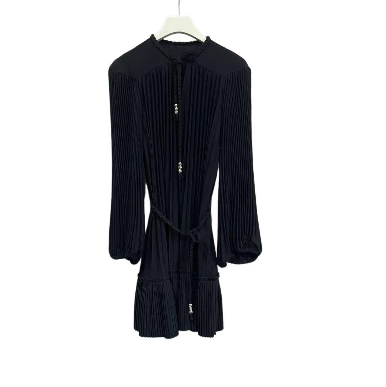 2026 Spring Women s French V-Neck Black Pleated Lace-Up Long Sleeve Dress S