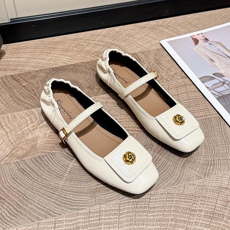 

2025 spring and summer new French small fragrant Mary Jane one-word with flat-soled single shoes square head soft-soled leather Muller shoes 40