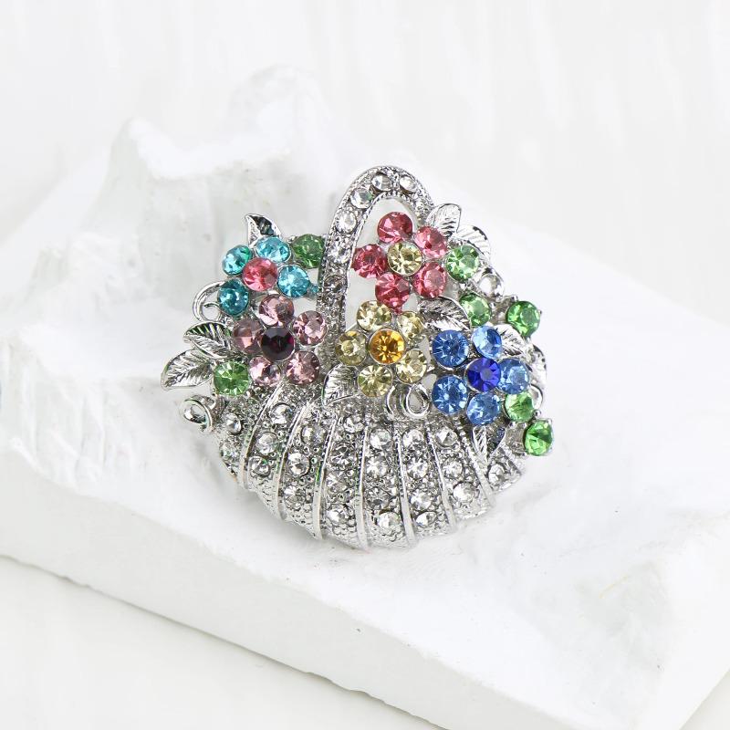 Rhinestone Creative Flower Basket Brooch French Luxury Vintage Pin Fashion Niche High-end Suit Accessories Women's Corsage