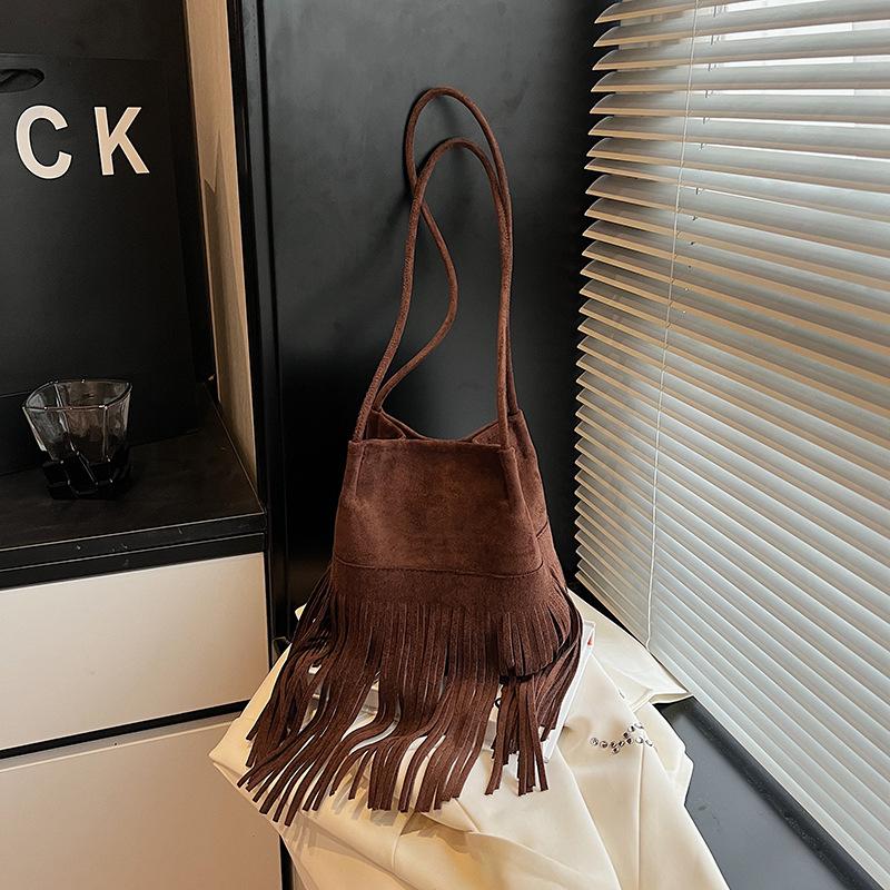 

Осенне-зимняя ретро матовая сумка женская повседневная универсальная сумка-мессенджер богемная сумка с бахромой