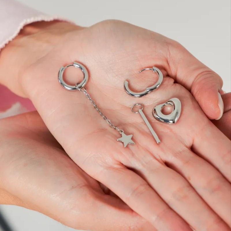 Sweet Pink Zircon Heart-Shaped Pendant Earrings For Women Simple Geometric Circular Ear Buckle Fashion Jewelry Accessories Gift