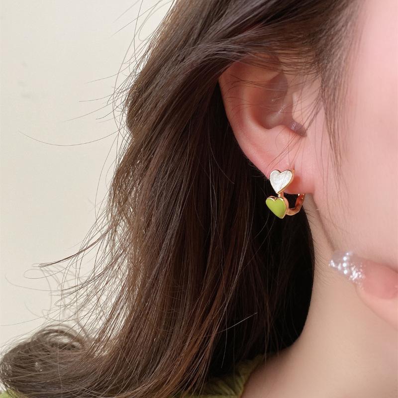 Liebes Herz Ohrringe Trendige Elegante Damen Accessoires Klassischer Schmuck Retro Herz Ohrringe Süße Mode Nische Hundert Passend Hohes Niveau Gefühl Von