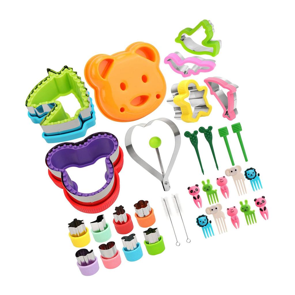 32PCS Sandwich Cutter and Sealer Set Stainless Steel Bread Fruit Cutters Heart Shaped Egg Shaper Wit