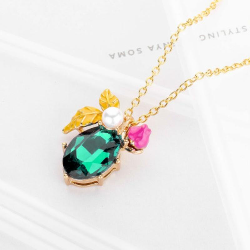 Hot Sale Bee Insect Pendant Necklace For Women Gift Champagne Zircon Gold Color Chain Necklace