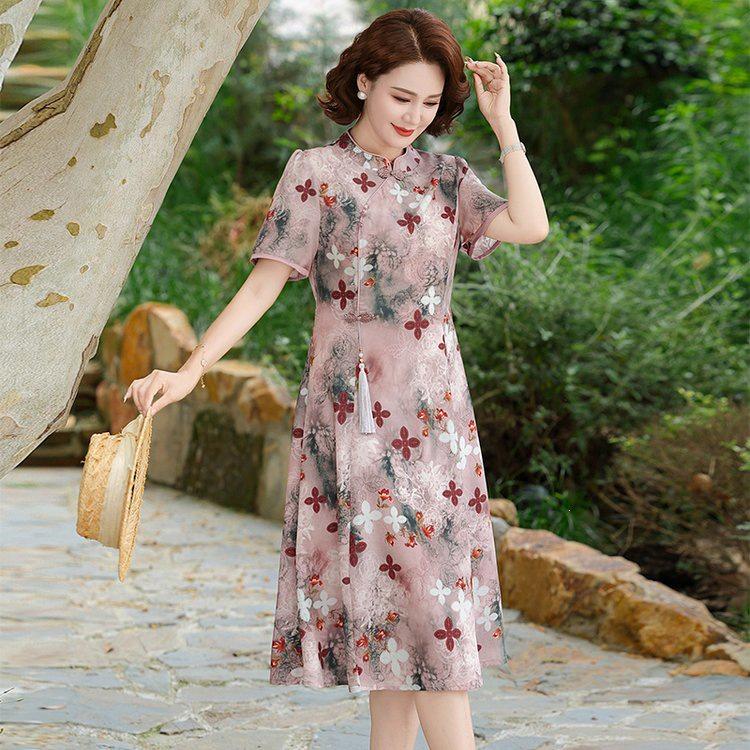 Elegant 2026 Summer Dress for Stylish Mid-Aged Women - Dignified, Generous Short-Sleeved Design