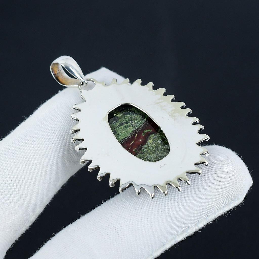 Erstaunlicher Drachenblut-Jaspis Edelstein Silberanhänger in 925 Sterling Silber - Handgefertigtes ovales Design, Alltagsschmuck Wattegeschenk