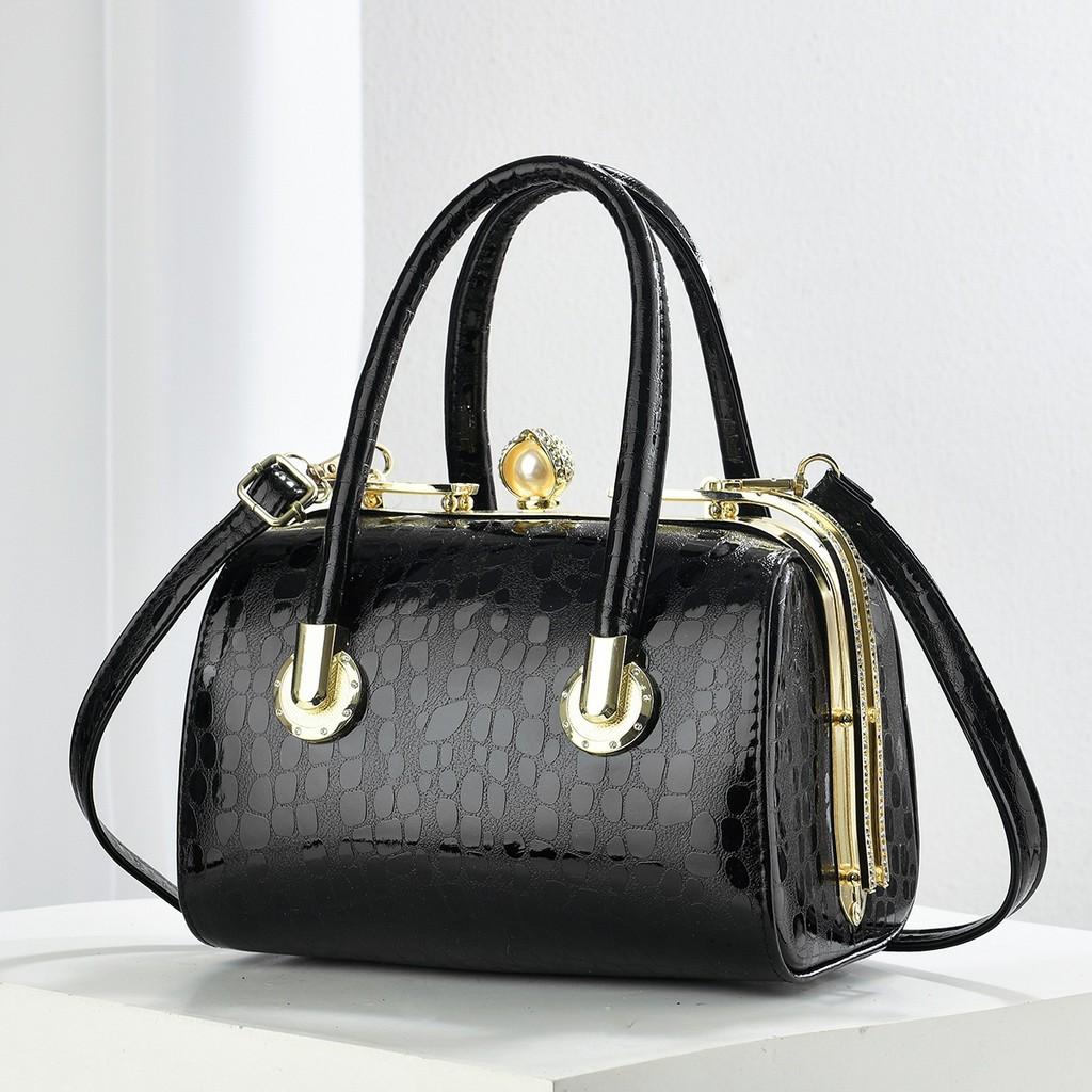 Minimalist Pu Handbag With Lock Closure And Embellishments For Daily Use