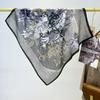 Retro light luxury high-end carriage cotton and linen scarf, spring and autumn new 71cm small square scarf, foreign-style decorative versatile scarf