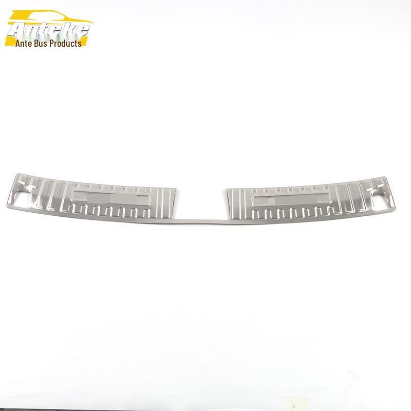 BAOJUN RC5 Tailgate Trunk Rear Guard Plate for 20 Models - Protective Modification Accessory.