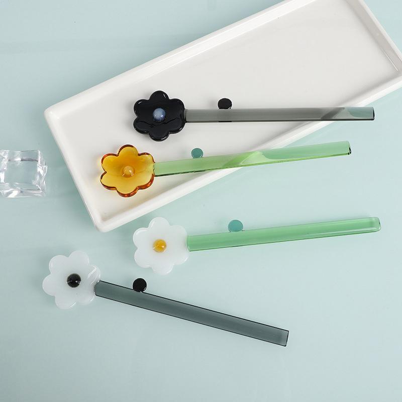 Cucchiaio di Vetro con Manico Lungo Cucchiaio da Dessert in Vetro Trasparente Creativo a Forma di Fiore Colorato Cucchiaio Agitatore per Caffè Bastoncino Bar