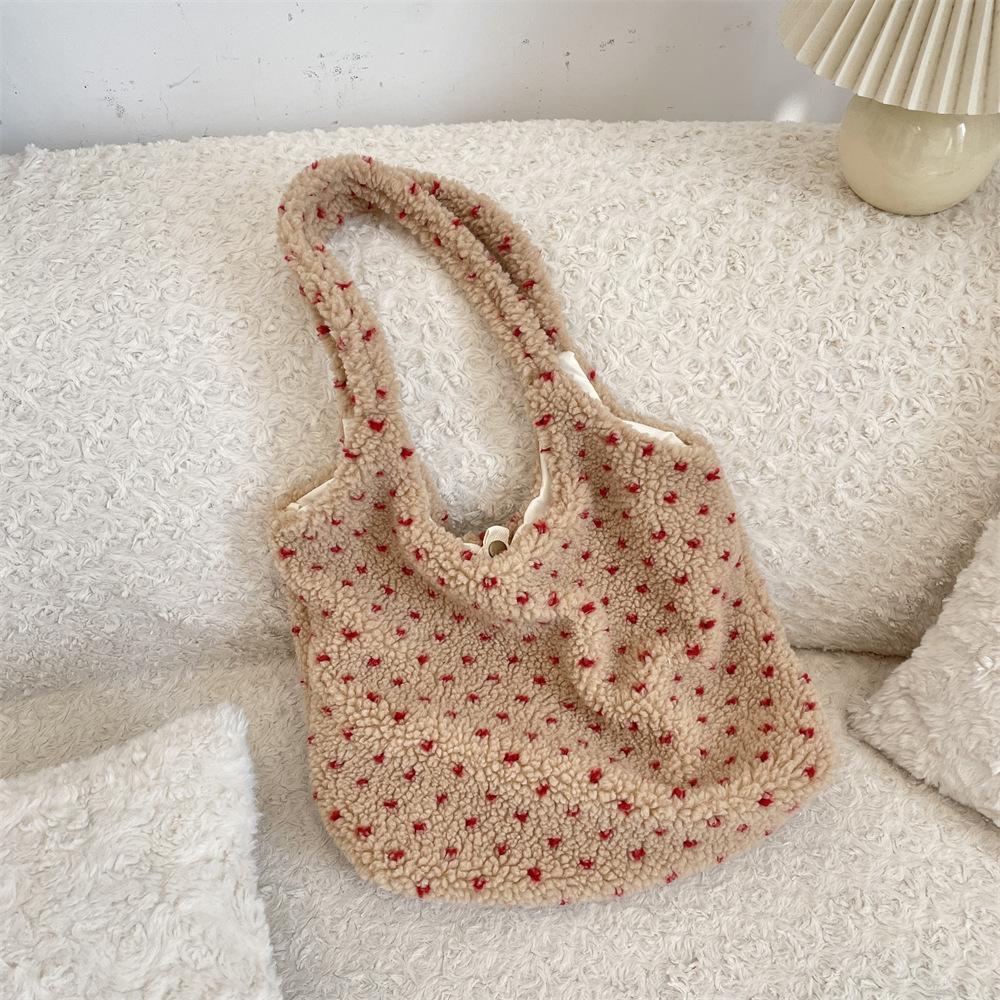 

New Women s Bag Heart-shaped Printed Lamb Plush Tote Bag Single Shoulder Handheld and Vest Bag красный