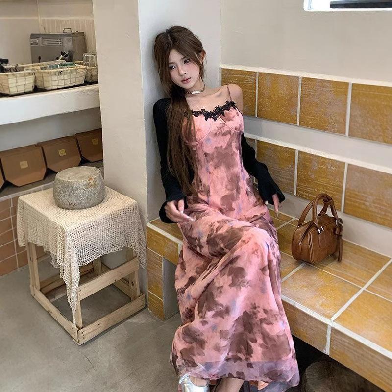 Pure desire lace splicing tie-dye suspender dress set women's summer thin sunscreen cardigan sweet and spicy waist dress