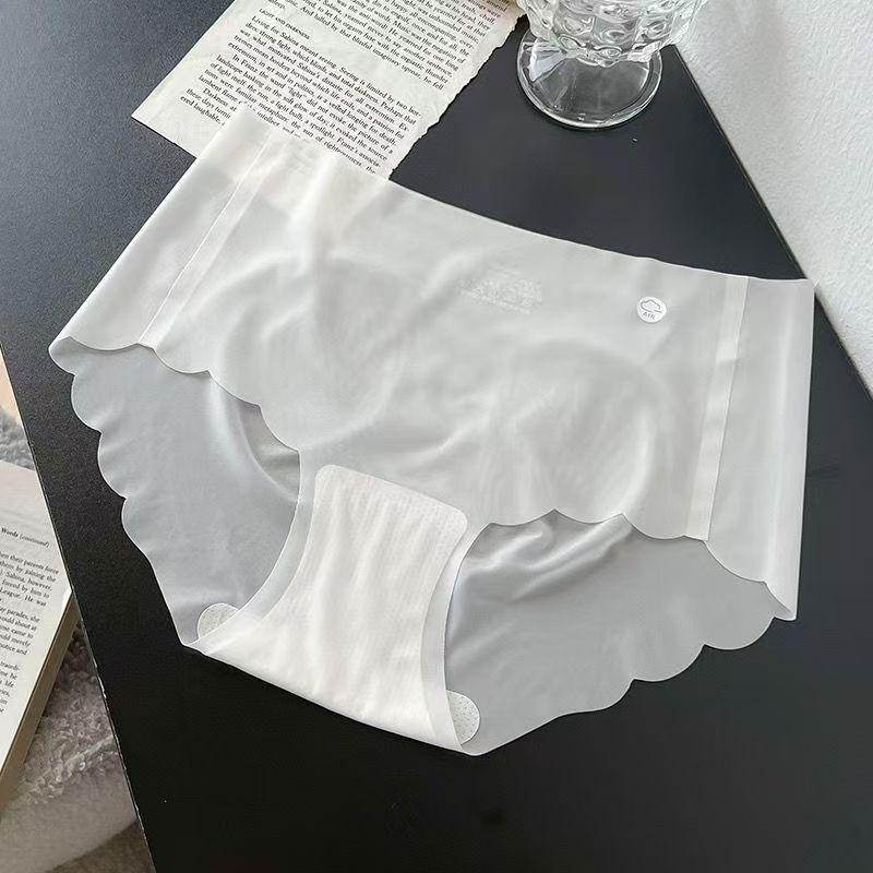 Sous-vêtements sans couture pour femmes en soie glacée à séchage rapide: Ultra-Fin, Nude, Coupe Pêche 3D pour Fitness & Yoga d'Été