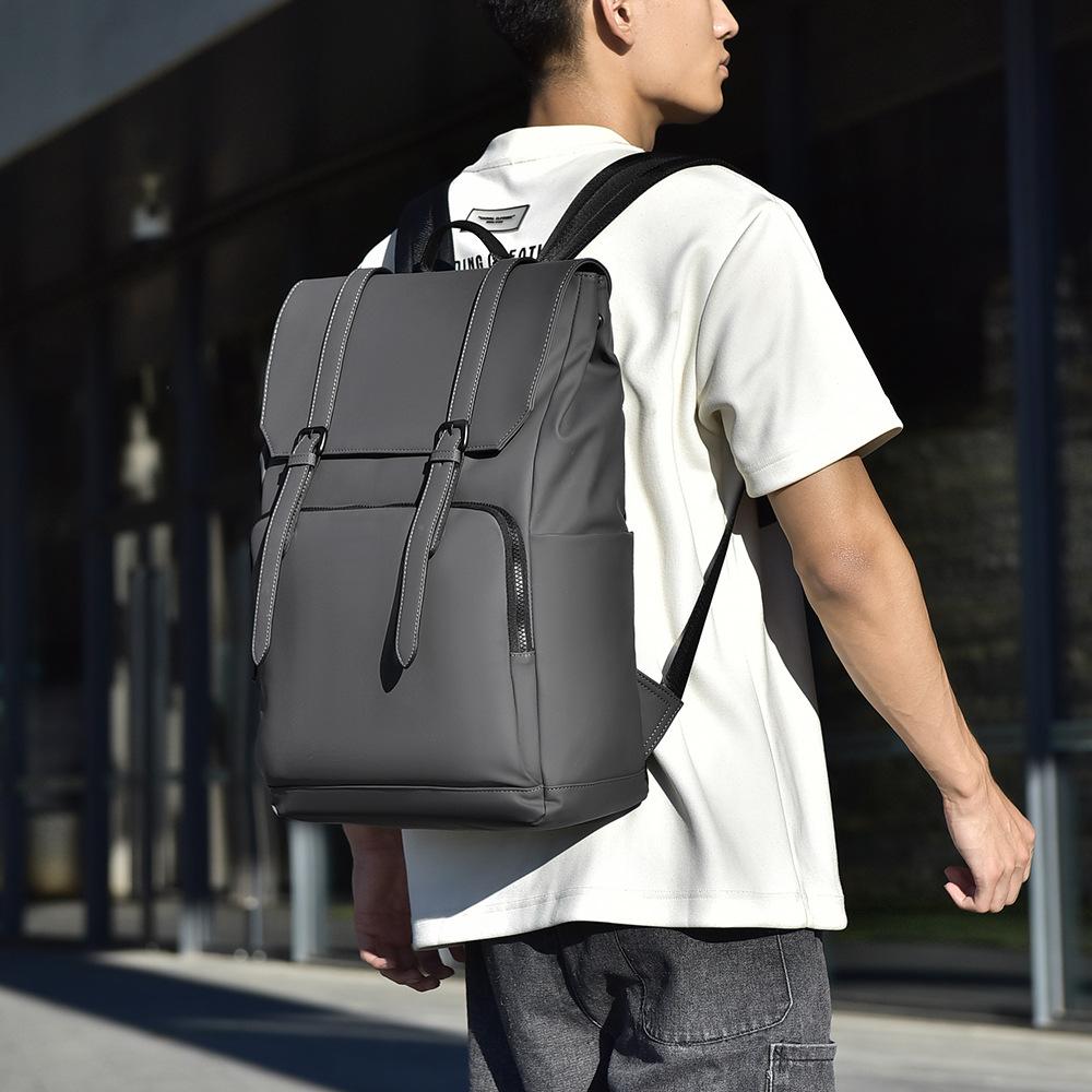 Large-capacity Commuter Backpack, Men's Backpack, Solid Color for Autumn, Fashionable and Simple