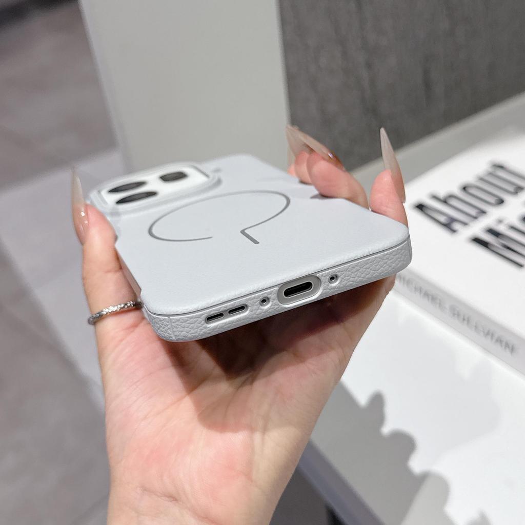 FIN9PRO Danqing Magnetic Color-Matched Luxury Lens Phone Case
