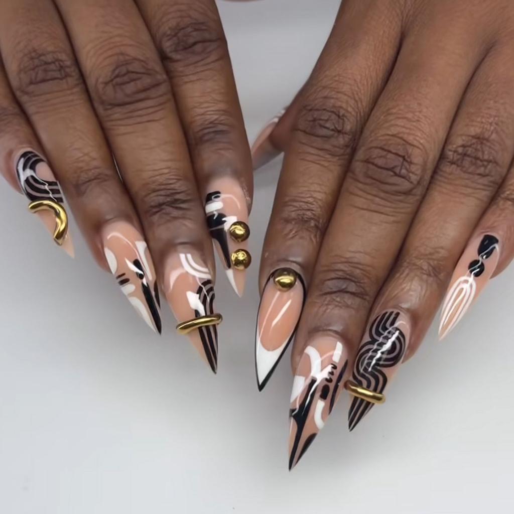 24Pcs Long Almond Stiletto Fake Nails Silver Base Ivy Design Press On Nail Tips Simple Wearable Stick On Manicure