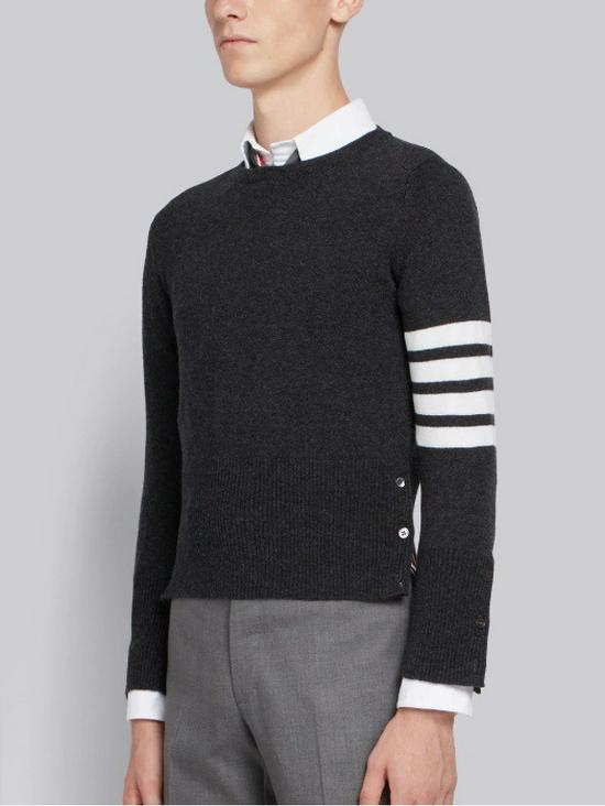 TB Jesień/Zima Unisex Sweter Dzianinowy z Okrągłym Dekoltem i Trzema Guzikami