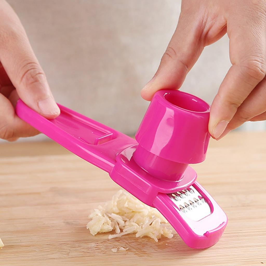 1Pc Household Multifunctional Manual Garlic Grinding Ginger Garlic Press Garlic Mash Peeling Garlic Twist Garlic Creative Kitchen Gadget
