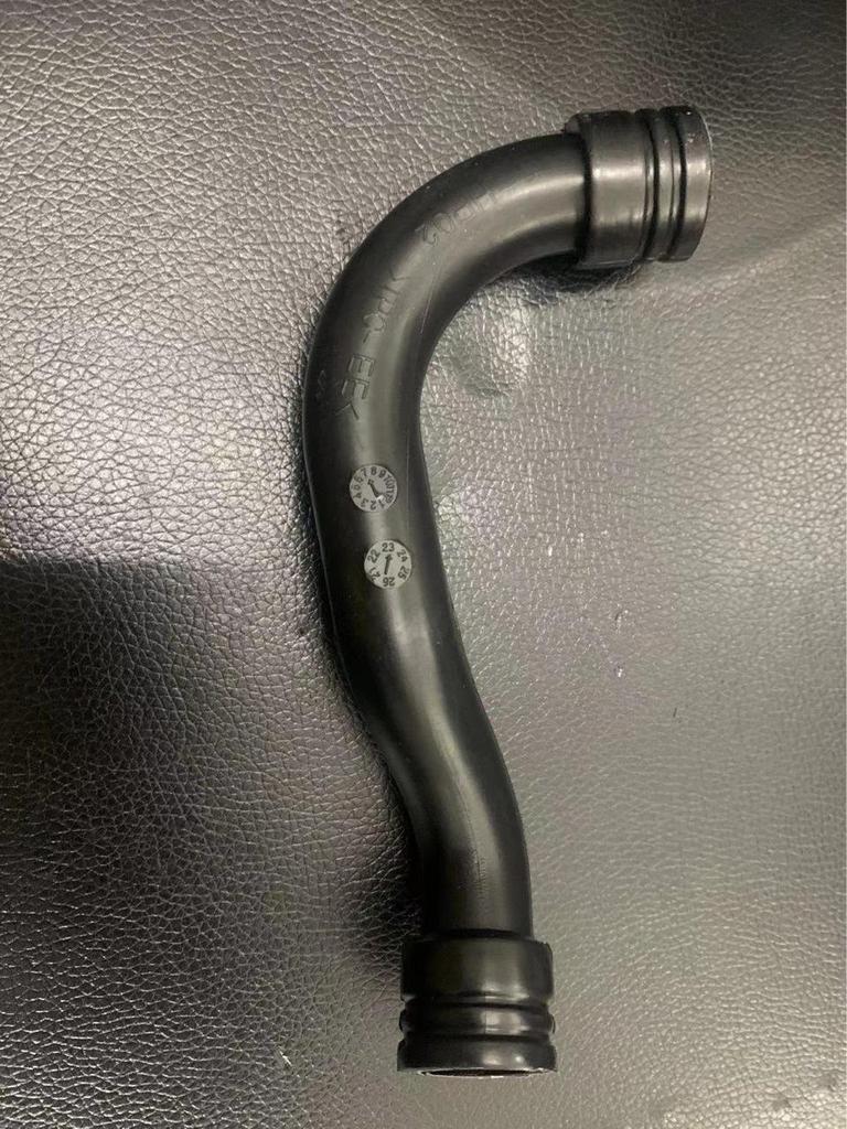 Mercedes-Benz Auspuff- & Ansaugrohr für C180/C200/C260/E260/E200 (Teilenummer A2710901929)