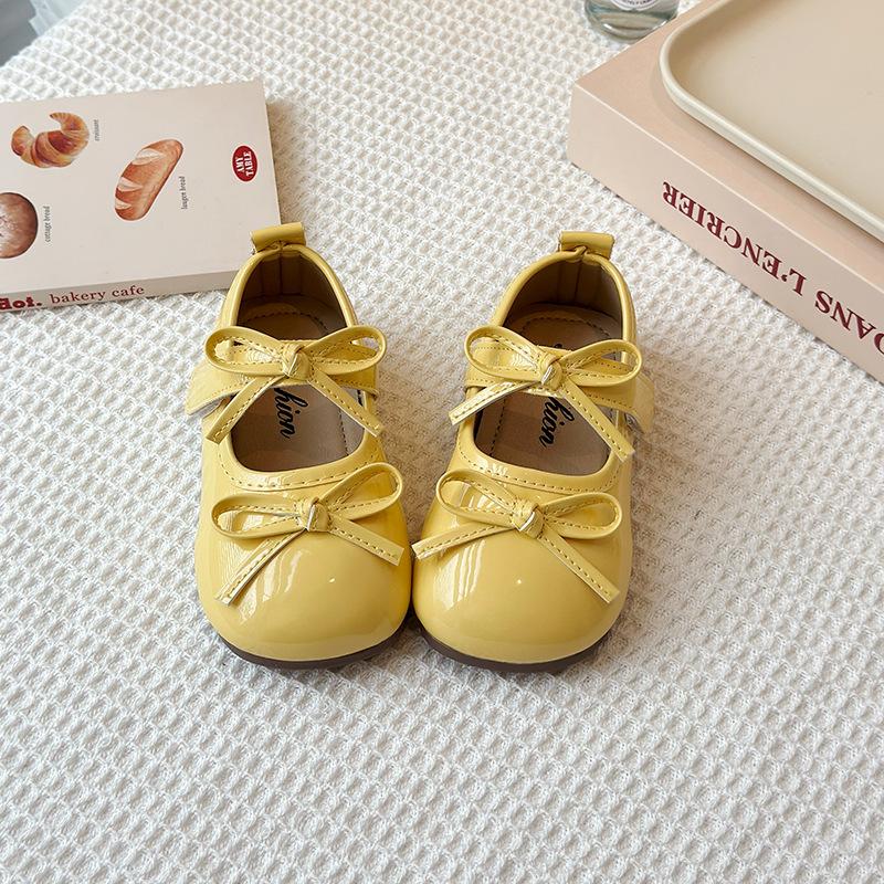 

Little girl shallow mouth Mary Jane leather shoes 2025 spring and autumn new Korean version of girls bow princess shoes soft sole single shoes 21